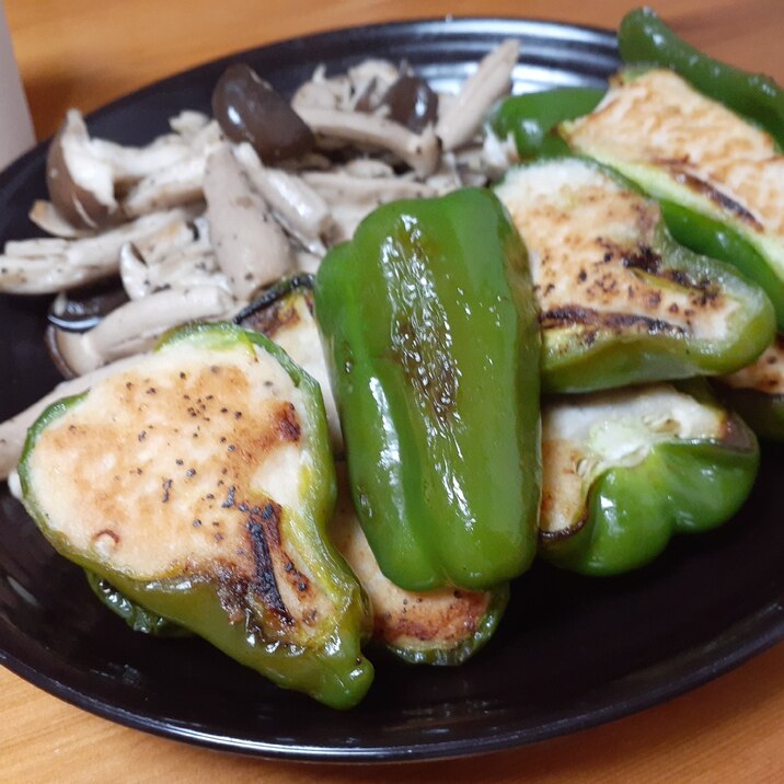 種ごと!豆腐と挽肉で!ピーマンの肉詰め焼き!